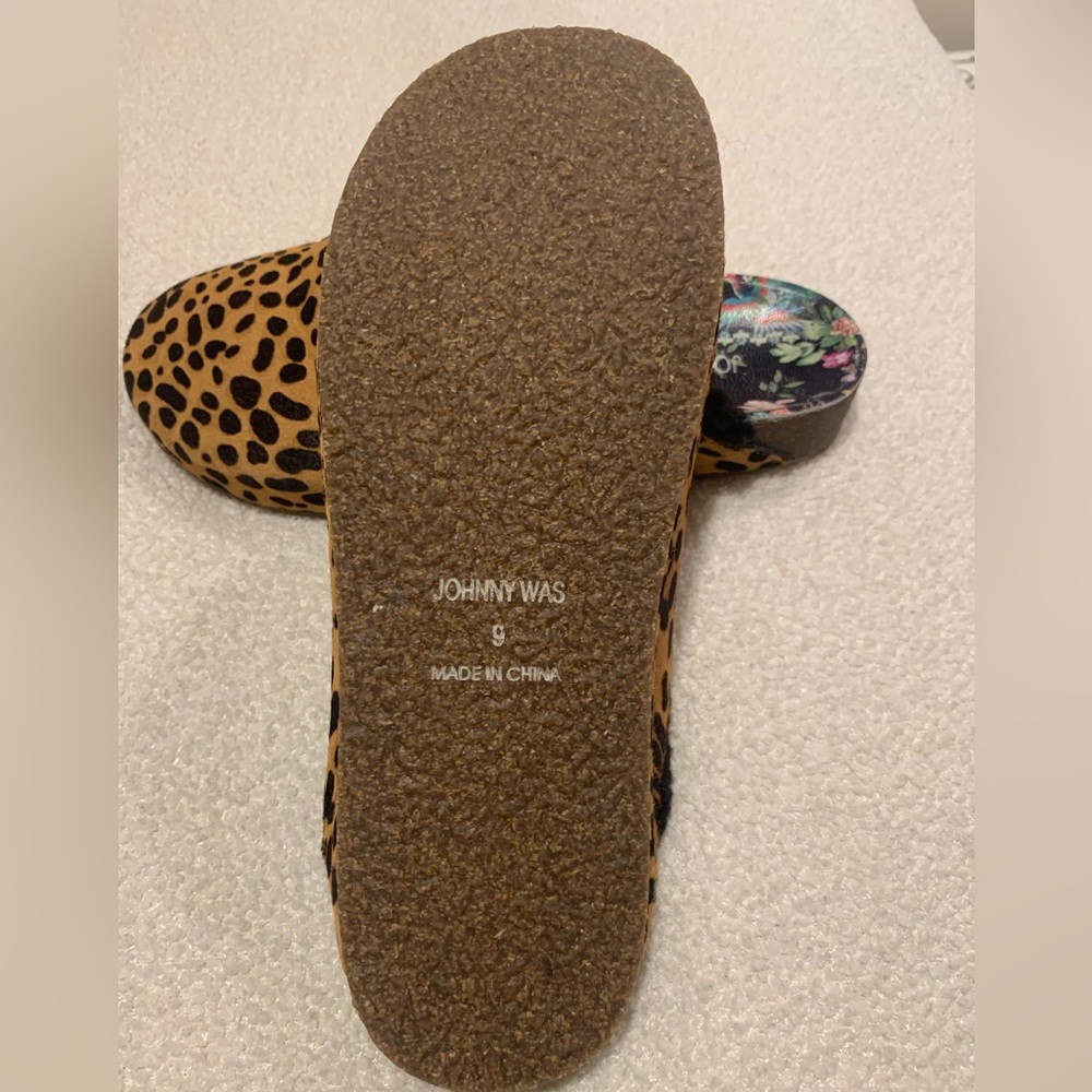 Johnny Was Leopard Print Mules - Picture 6 of 6